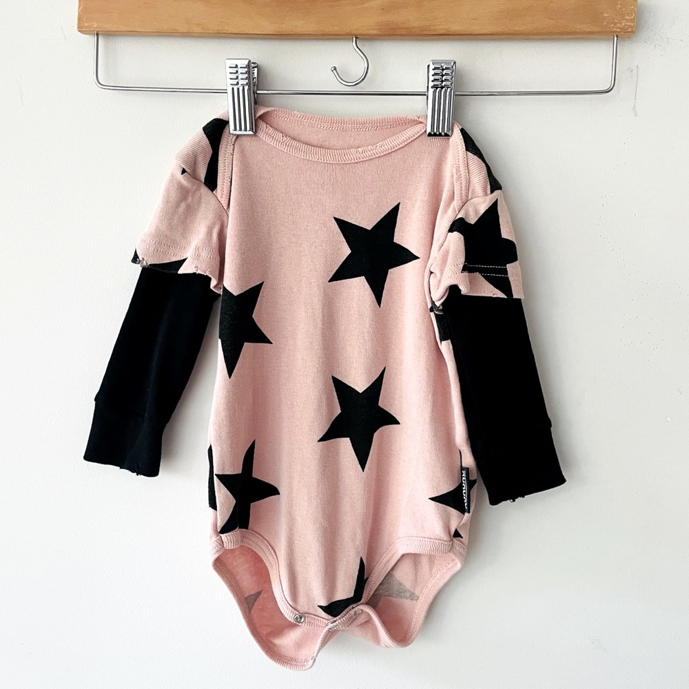 Nununu pink star onesie powder pink bodysuit with black stars 6 months